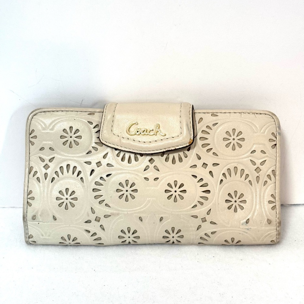 Coach wallet